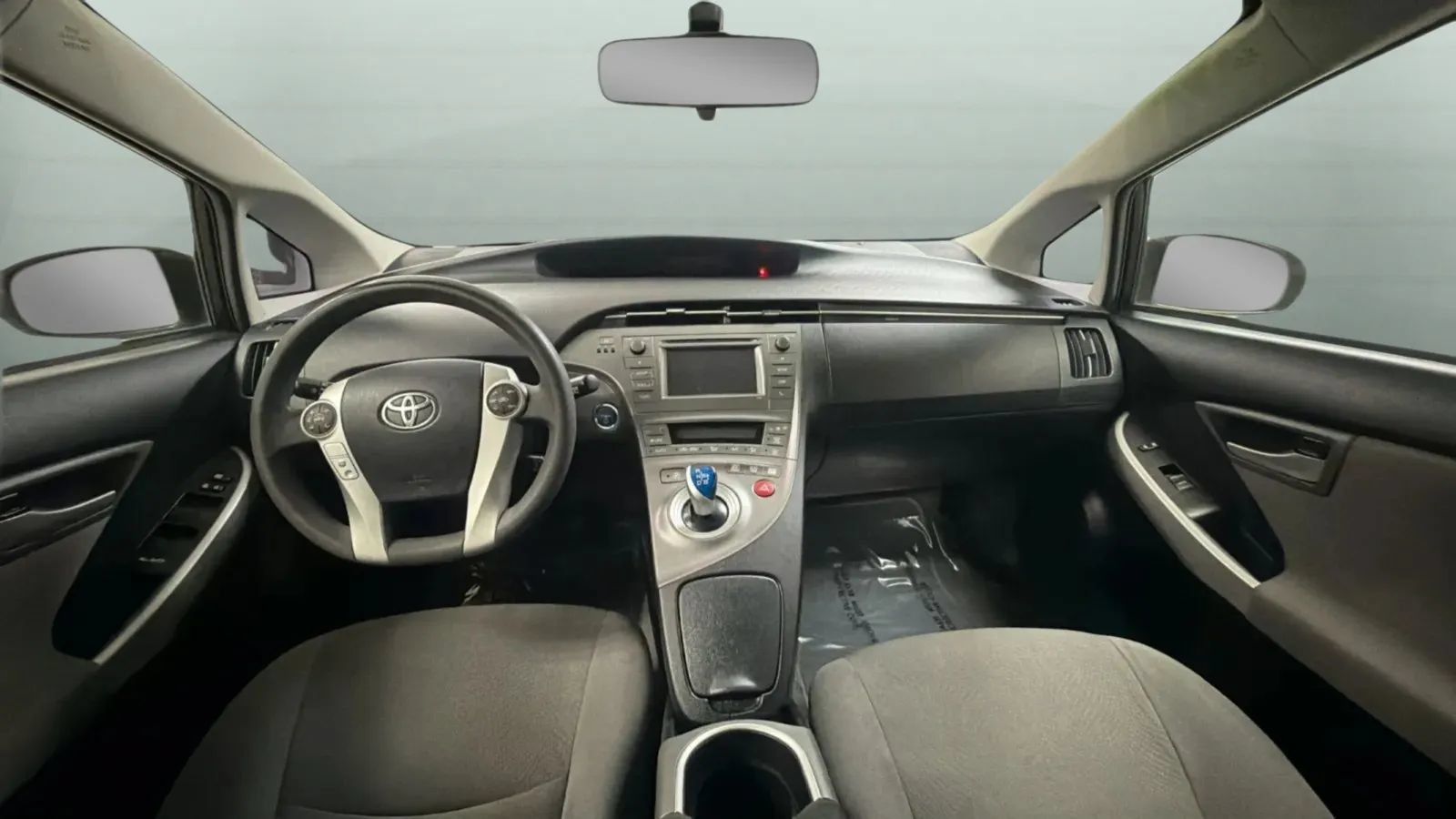 Used 2015 Toyota Prius Two FWD image 9