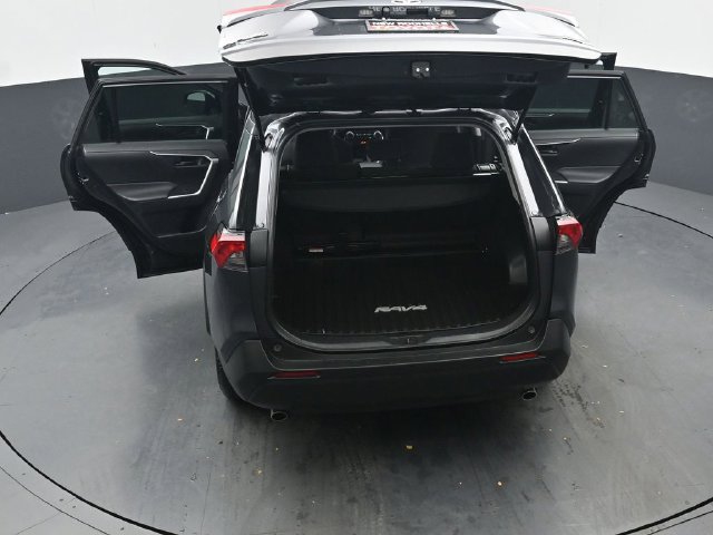 Certified 2025 Toyota RAV4 LE AWD/4WD image 47