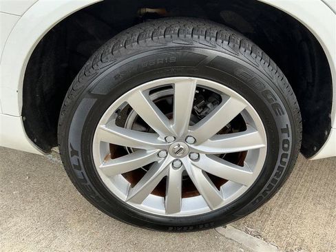 Used 2018 Volvo XC90 T6 Momentum w/ Momentum Plus Package image 26