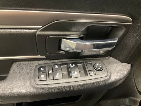 Used 2024 RAM 1500 Warlock AWD/4WD image 7