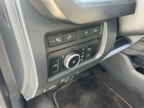 Certified 2024 Ford F250 Platinum image 25