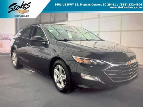 Used 2022 Chevrolet Malibu LS w/ Driver Confidence Package II FWD image 1