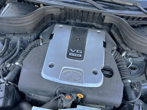 Used 2017 INFINITI QX50 w/ Premium Plus Package image 36