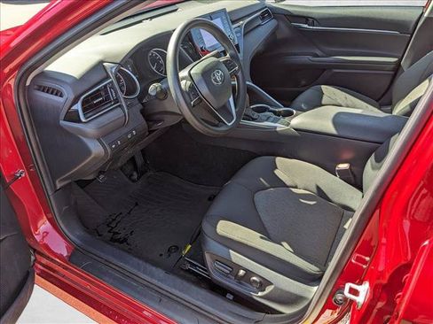 Used 2023 Toyota Camry LE w/ Convenience Package FWD image 9