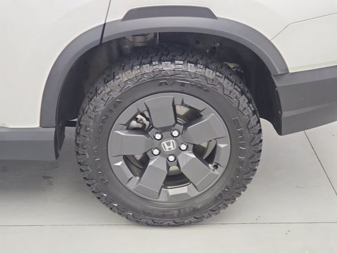 Used 2026 Honda Passport RTL image 32