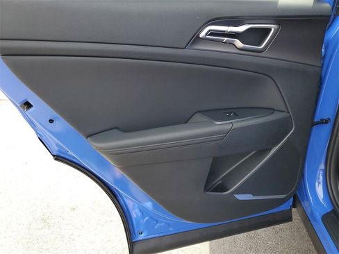 New 2026 Kia Sportage EX w/ EX Panorama Roof Package image 23