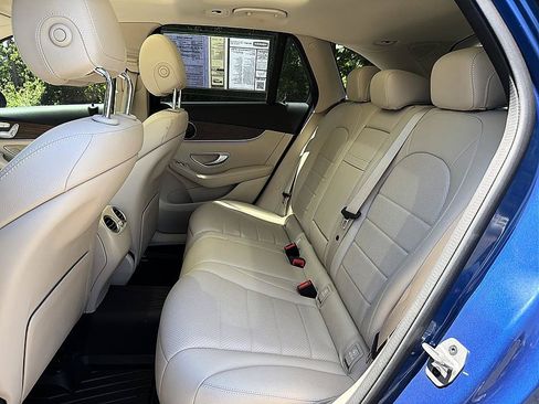 Used 2022 Mercedes-Benz GLC 300 image 14