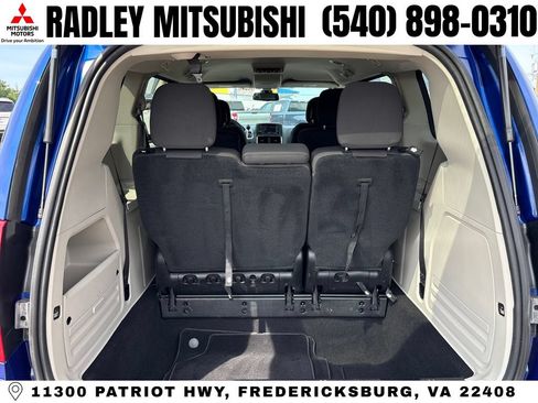 Used 2019 Dodge Grand Caravan SE w/ UConnect Hands-Free Group FWD image 15