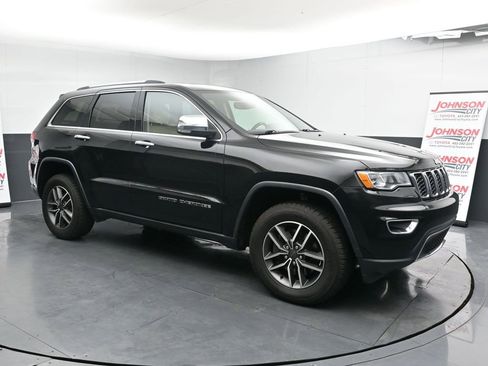 Used 2021 Jeep Grand Cherokee Limited w/ Sun & Sound Group image 2
