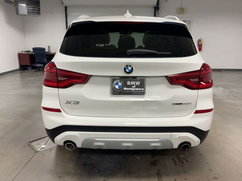 Used 2019 BMW X3 sDrive30i w/ Premium Package image 9