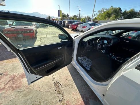 Used 2013 Dodge Charger SXT AWD/4WD image 9