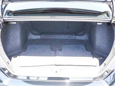 Used 2018 Honda Civic EX-L image 25