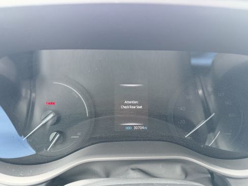 Used 2024 Toyota Sienna XLE w/ XLE Plus Package AWD/4WD image 19