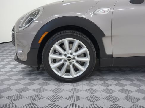 Used 2023 MINI Cooper Clubman S w/ Premium Package FWD image 13