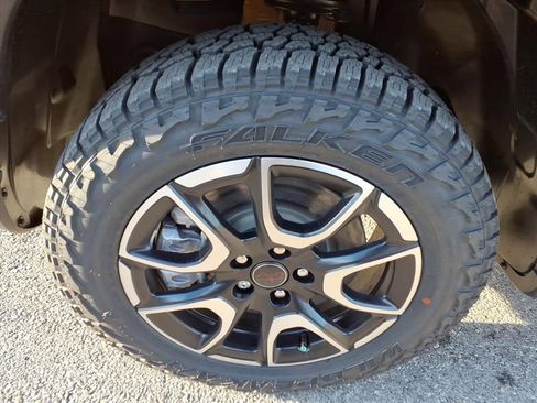 New 2026 Jeep Compass Trailhawk w/ Sun, Sound & Navigation Group image 10