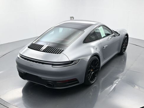 Used 2024 Porsche 911 Carrera image 37