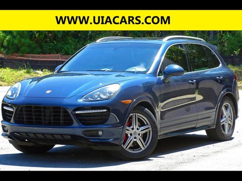 Used 2014 Porsche Cayenne GTS image 1