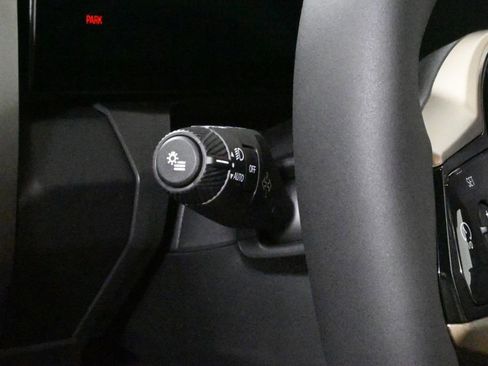 Used 2025 BMW X3 xDrive30i w/ Premium Package image 26