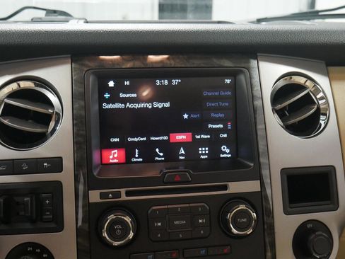 Used 2017 Ford Expedition Limited w/ Equipment Group 301A image 22