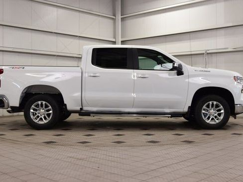 New 2026 Chevrolet Silverado 1500 LT w/ Leather Package AWD/4WD image 9