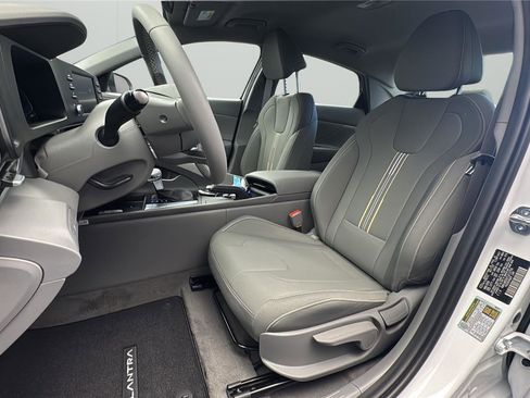 New 2026 Hyundai Elantra Sport FWD image 10
