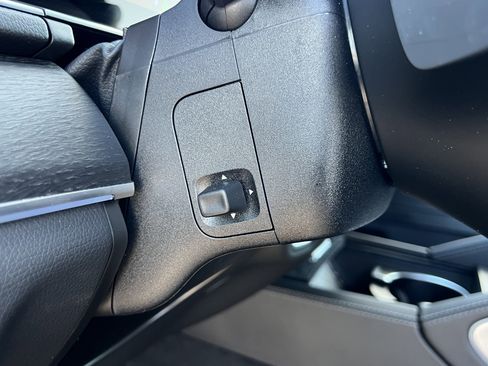 Used 2025 Mercedes-Benz GLE 350 4MATIC image 20