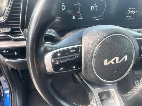 Used 2023 Kia Sportage EX AWD/4WD image 14