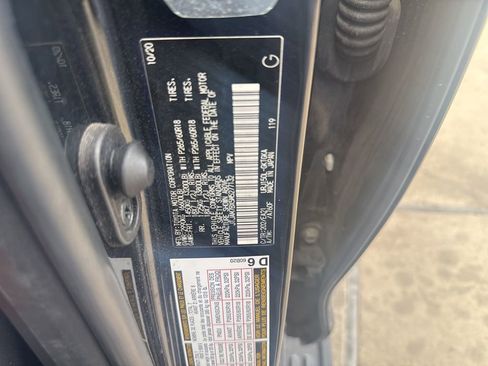 Used 2021 Lexus GX 460 Premium w/ Premium Package image 14