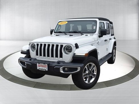 Used 2018 Jeep Wrangler Unlimited Sahara image 1