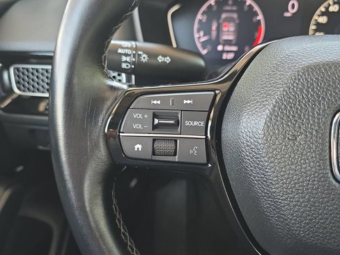 Certified 2022 Honda Civic EX image 19