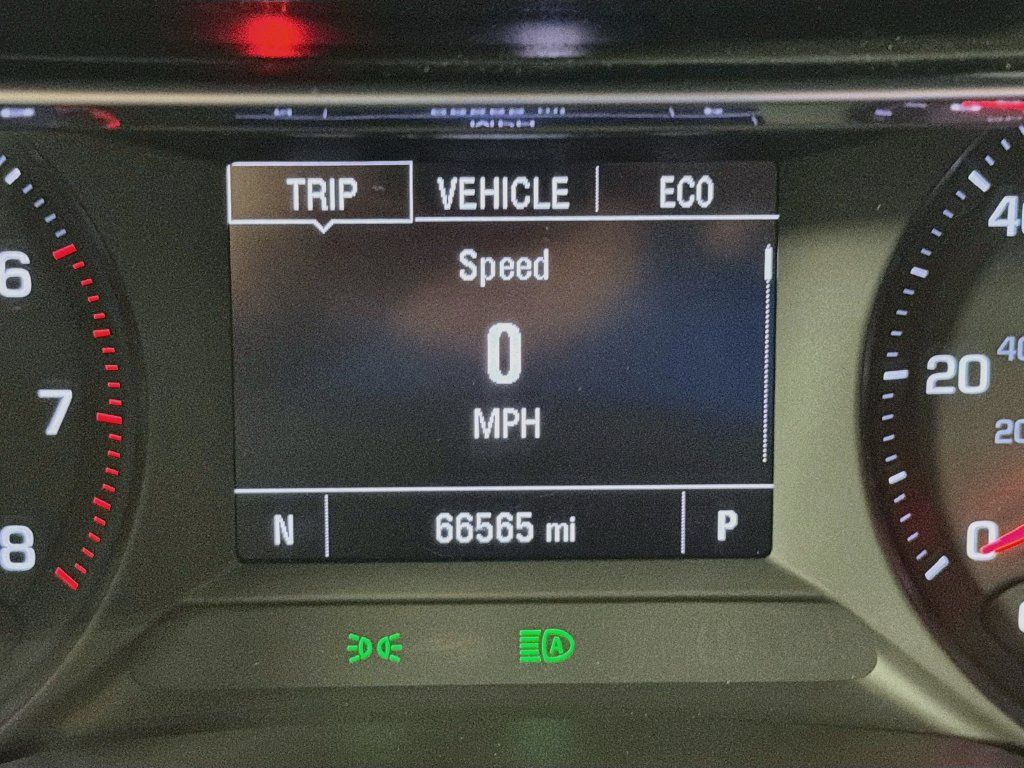 Used 2021 Chevrolet TrailBlazer LT FWD image 12