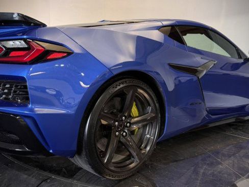 Used 2023 Chevrolet Corvette Z06 w/ Stealth Interior Trim Package image 28