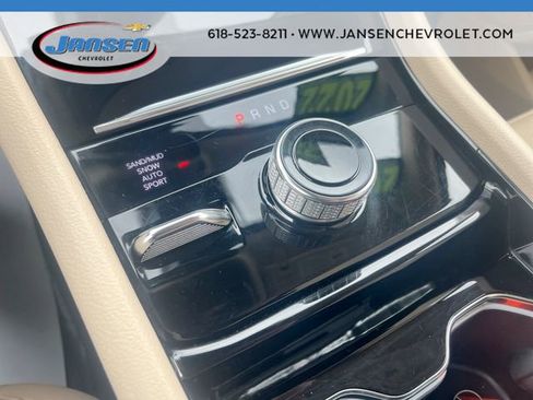 Used 2022 Jeep Grand Cherokee L Limited w/ Luxury Tech Group II image 15