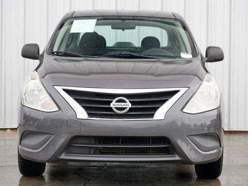 Used 2015 Nissan Versa S image 6