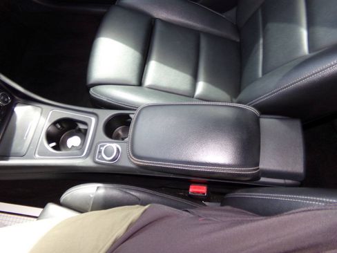 Used 2016 Mercedes-Benz GLA 250 image 55