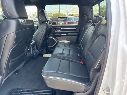 Used 2023 RAM 1500 Laramie AWD/4WD image 18
