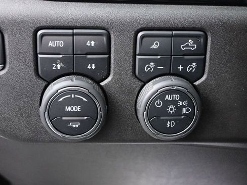 Used 2024 Chevrolet Silverado 2500 LTZ image 34