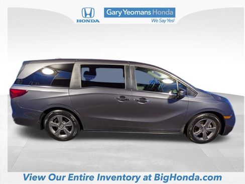 Certified 2024 Honda Odyssey EX image 6
