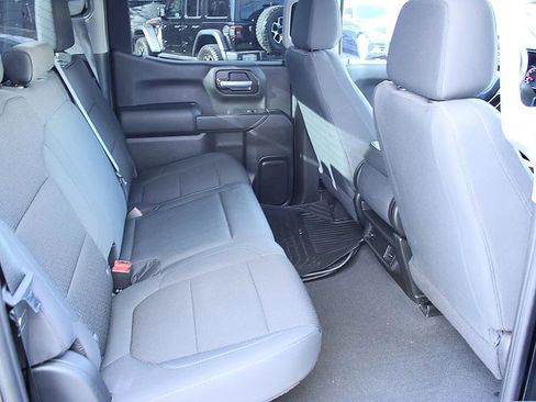 Used 2021 Chevrolet Silverado 1500 Custom image 16