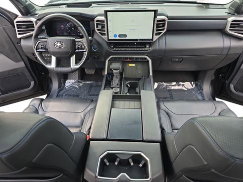 Used 2023 Toyota Tundra Platinum w/ Advanced Package image 9