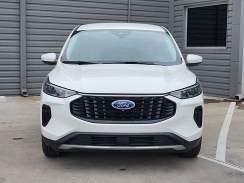 Used 2023 Ford Escape Active w/ Tech Pack #2 FWD image 2