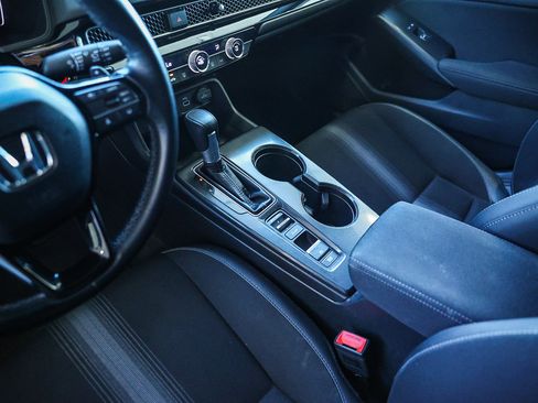 Used 2024 Honda Civic Sport image 27