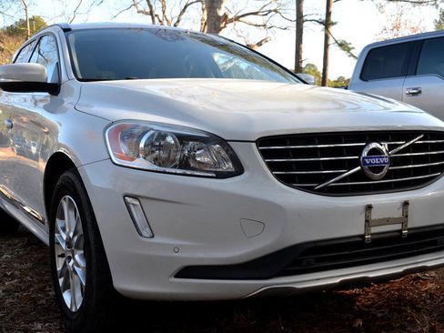Used 2015 Volvo XC60 3.2 Premier Plus image 3