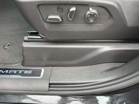 Used 2024 GMC Sierra 1500 Denali Ultimate AWD/4WD image 17