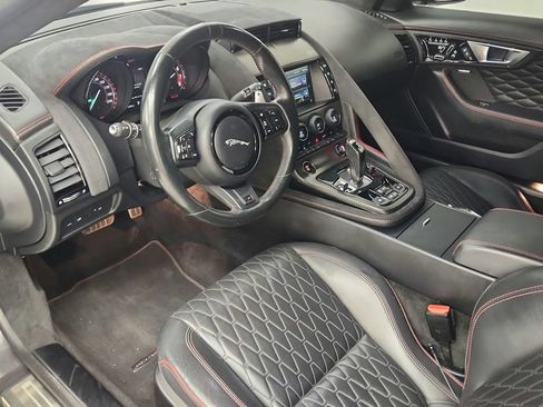 Used 2017 Jaguar F-TYPE SVR AWD/4WD image 13