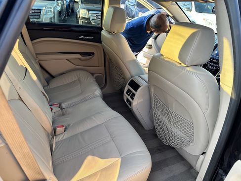 Used 2013 Cadillac SRX Luxury w/ Driver Awareness Package image 19