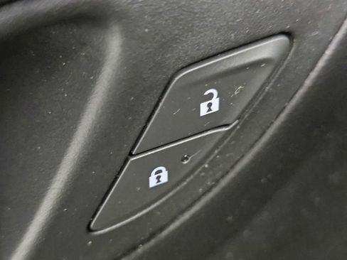 Used 2019 Chevrolet Equinox LT image 27