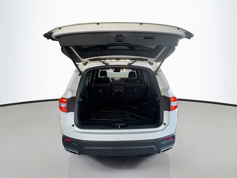 Used 2025 Honda Pilot Black Edition image 28