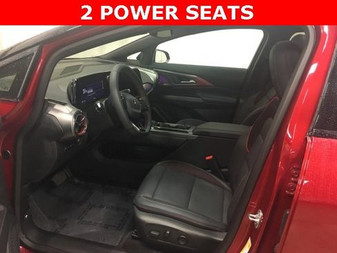 Used 2024 Chevrolet Equinox EV RS image 19