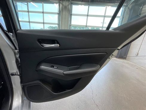 Used 2022 Nissan Altima 2.5 SV AWD/4WD image 23